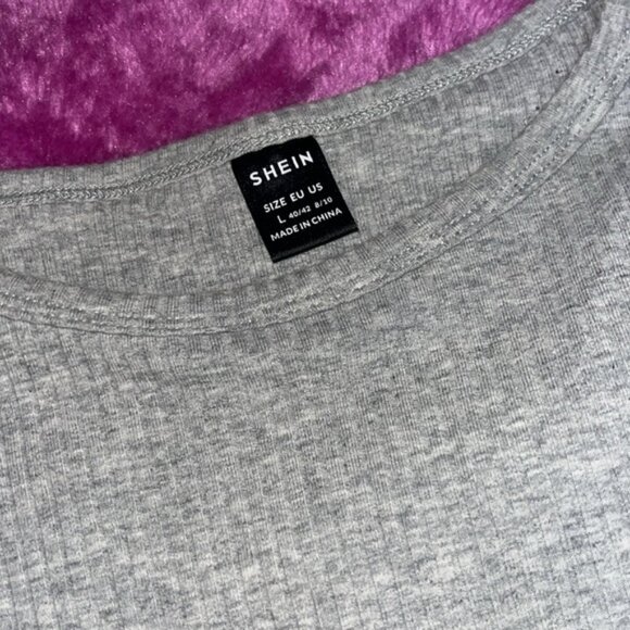 SHEIN Black and Grey Short Sleeve Ribbed Crop Tops Basics - Picture 2 of 4